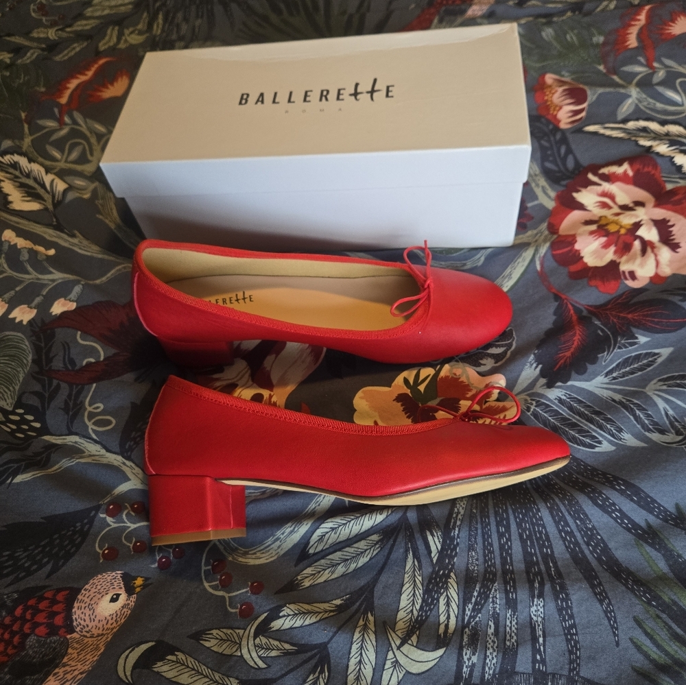NEW Ballerette Aventino Red Leather Ballet Short Heels 40/ US9.5